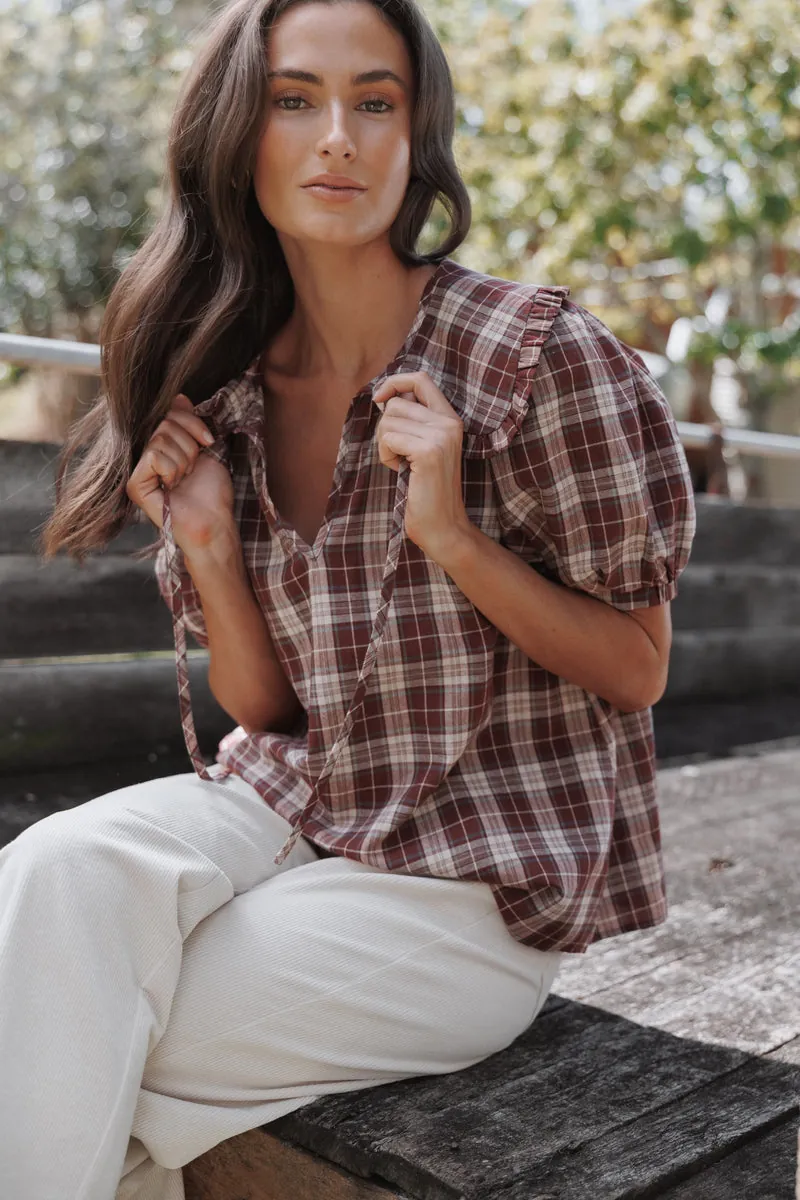 Blusa Evandri Frill Collar Bordô Xadrez - foto 1