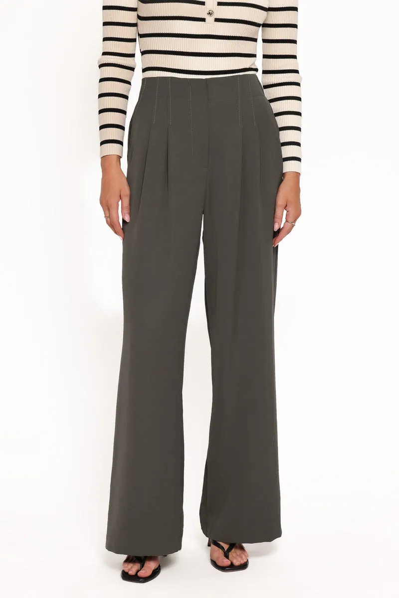 Calça Pantalona Plissado Hayden Escuro Verde-Oliva - foto 2