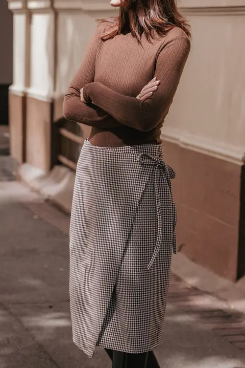 Blusa Tricô Aquila Pointelle Chocolate